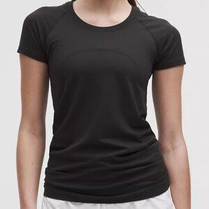 lululemon Swiftly Tech Short-Sleeve Shirt 2.0 Hip Length